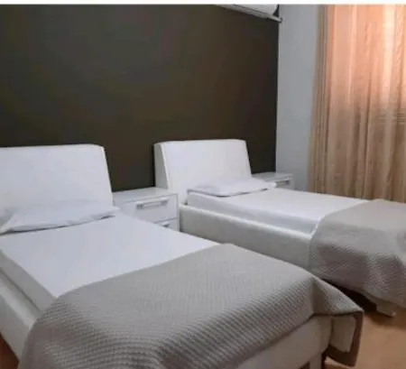 Erina Luxury * Tirana